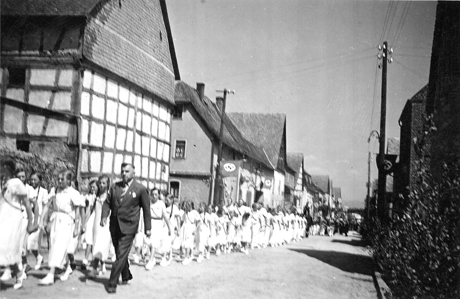 krieg2_gesangverein1937.jpg